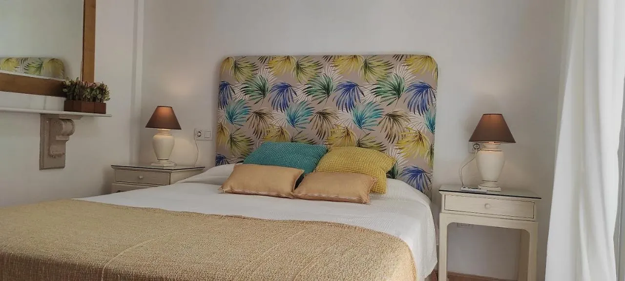 Bahia De Vera - Apartamento Naturista Con 3 Piscinas Junto A Playa Playas de Vera 0*,  Spain