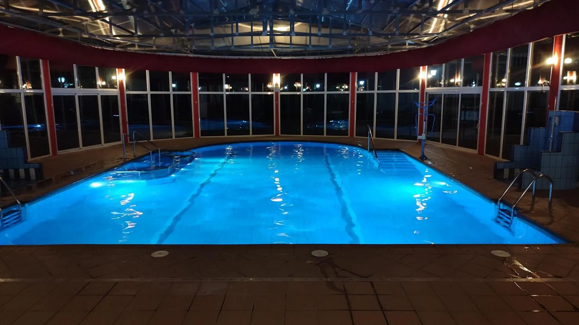 Bahia De Vera - Apartamento Naturista Con 3 Piscinas Junto A Playa Playas de Vera Spain